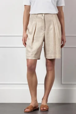 Short Tara Goud